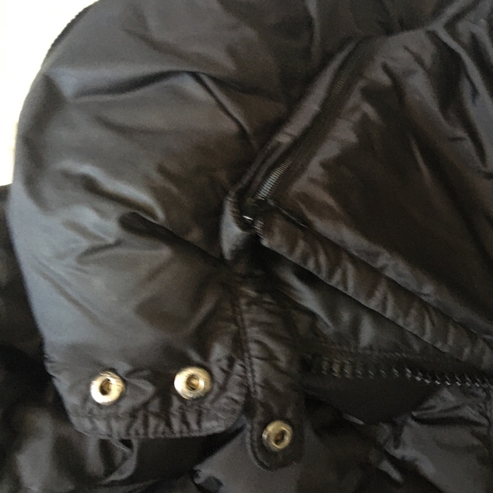 Authentic Moncler jacket - Picture 8 of 12